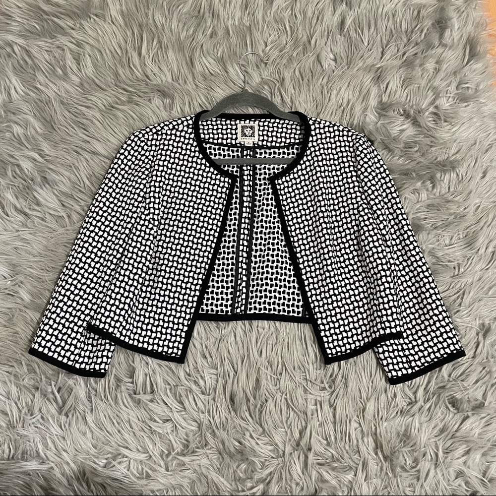 Anne Klein White and Black Patter Cropped Blazer